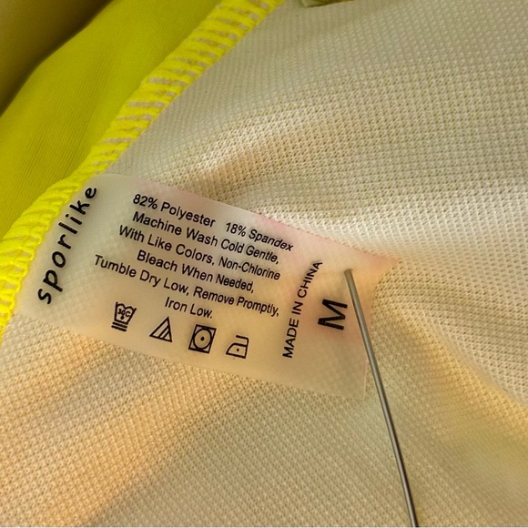 NWT Womens 2 Piece Flutter Top and High Waist Shorts Pin-Up Girl Swimsuit Medium - Picture 11 of 12